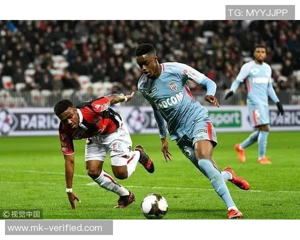 国王杯精彩对决曼城大胜里昂补时进球点燃全场激情