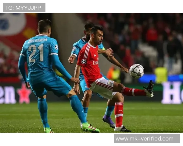 德甲激战：本菲卡逆转里昂四比三十大精彩进球回顾引爆全场