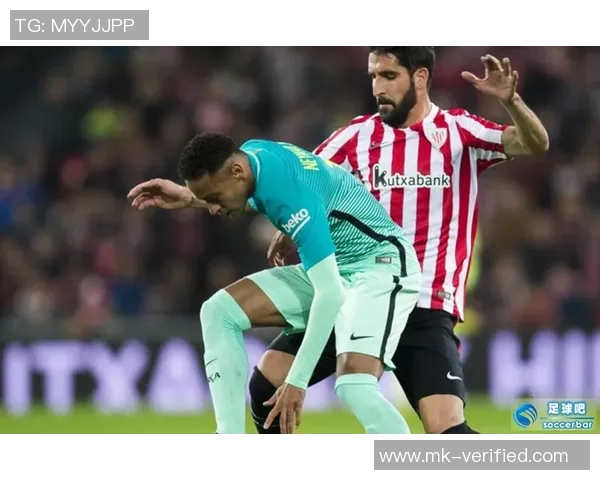 国王杯激战巴萨逆袭拜仁5-1神扑引发争议判罚全场沸腾