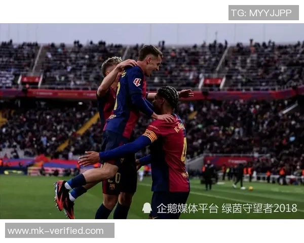 英超惊天冷门多特蒙德4-0战胜巴萨点球大战瞬间引发全场狂欢