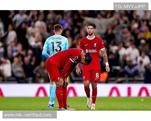 中超激战利物浦大胜巴萨乌龙球引发全场争议与热议